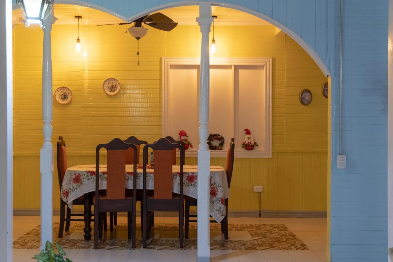Alice Y Juancito Boutique Hotel Алахуэла Экстерьер фото